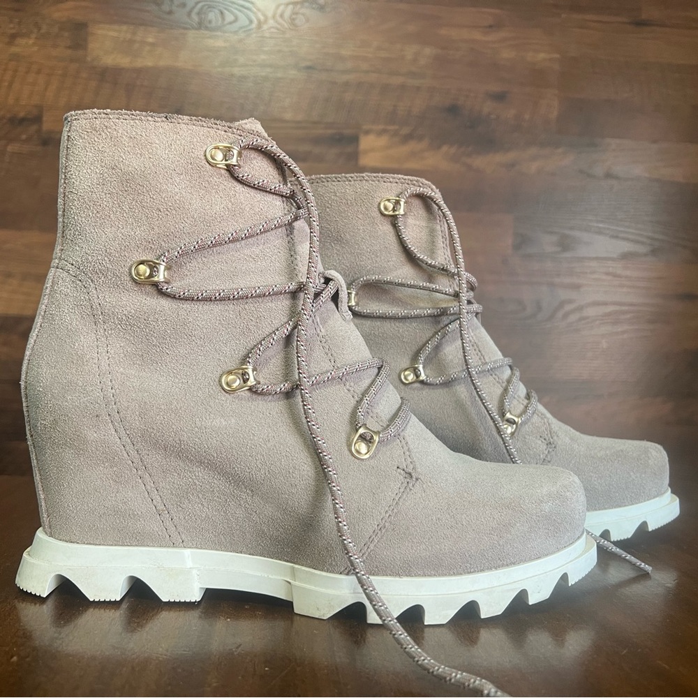 Womens Joan of Arctic boot